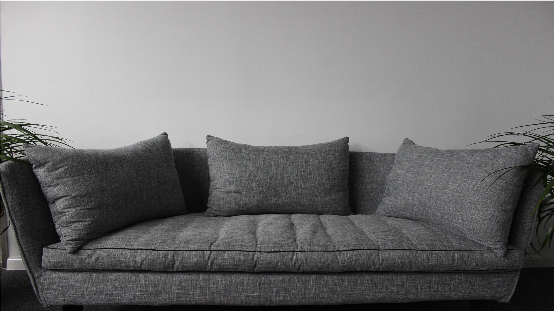 sofa - jak wybrać do małego wnętrza